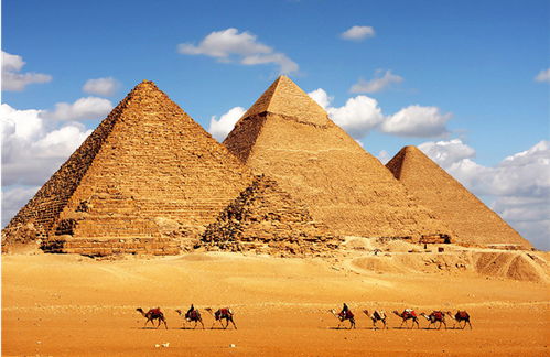 金字塔禁止游客攀爬,有何猫腻 游客爬上后就后悔了 