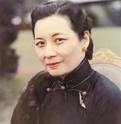 1982年,廖承志给蒋经国写信呼吁统一,宋美龄八字回复,令人寒心