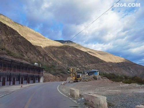 怀念揉措的蓝 他念他翁看海线,再反穿梅里北坡,望狮子座雪山 上