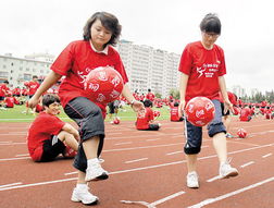 吉林1062人颠球大战破吉尼斯世界纪录 