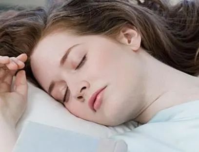 丽轻诚 睡梦中出现5种不适,是身体求救信号