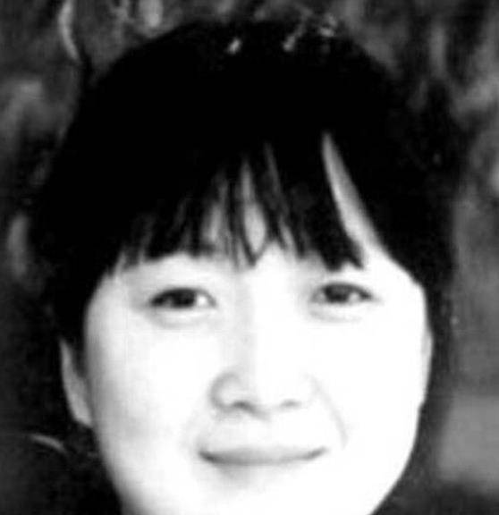 英如镝之母梁欢 对不起宋丹丹,和英达历经风雨到白头