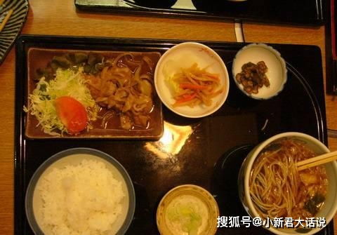 去日本餐厅,为啥见不到打包食物的人 网友 不可能有剩菜