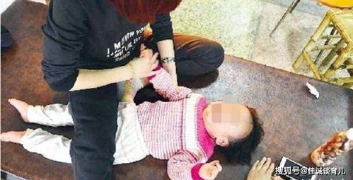 4岁女儿摔倒头上磕个大包,妈妈的做法导致孩子死亡,令人惋惜