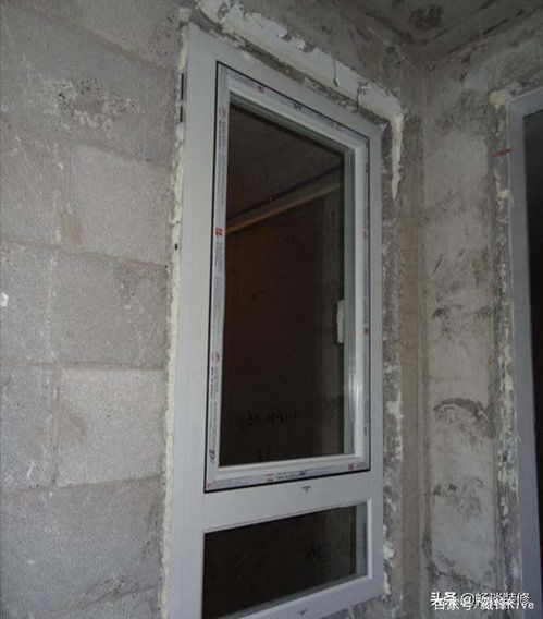 先铺瓷砖还是先安窗户 