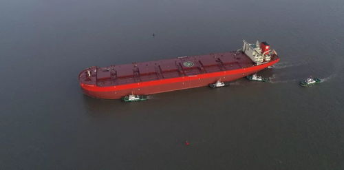 复产复工 江苏海事创新服务助力年度首艘新建大船出江