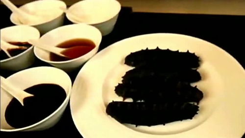 舌尖上的中国,葱烧海参一道鲁菜中的经典,做工繁复,每一道工序都得很标准 
