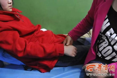 上午广州一8岁男童遭当街砍断手 大妈史诗级碰瓷 警方 是精神病患者 女孩被同学围殴2小时踢下体划刀片 惠安男子带女友开房结果