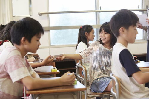 小学低年级孩子寄宿学校,家长忧心忡忡 如何搞好孩子寄宿管理