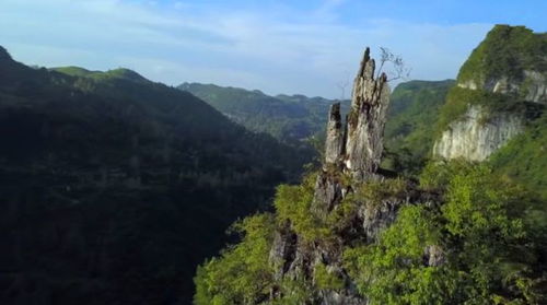 贵州发现一山体手掌,像西游记的五指山,孙悟空是被压在这里吗