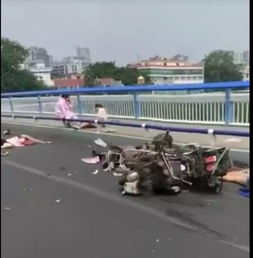广西柳州一男子驾越野车沿路冲撞电动车 致2人死亡数人受伤