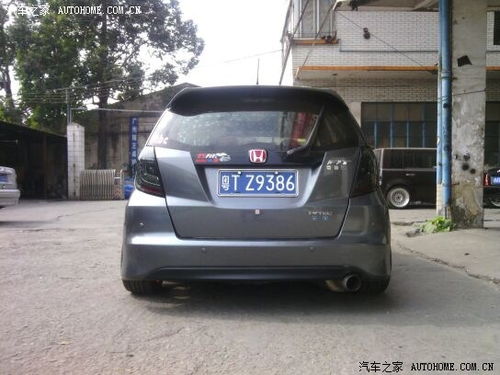 新飞度后轮改外八字 HELLAFLUSH