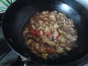 茄丁卤怎么做 肉沫，茄子，西红柿做面条卤怎么做？ 