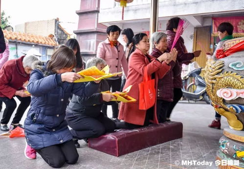 棉湖年俗 农历十二月二十四 神上天 ,烙粿甜甜敬众神 