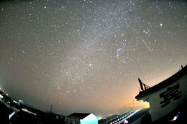 双子座流星雨2011将在今晚0时呈现 每小时达120颗 