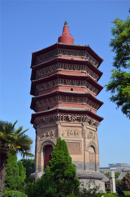 河南安阳天宁寺塔 