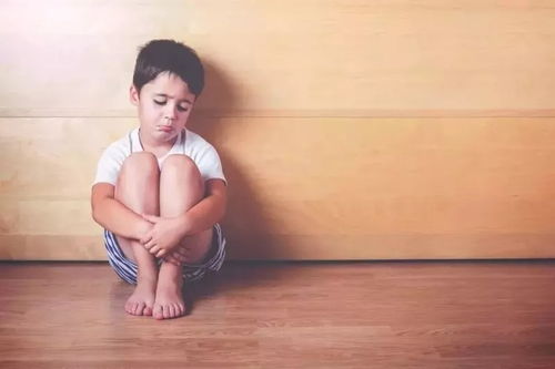 儿童孤独症症状 儿童孤独症常见的症状