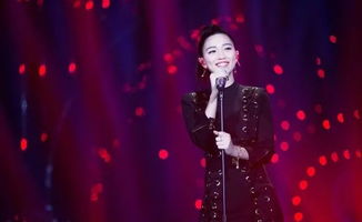 张韶涵的高光,Gai的眼妆,这季的 歌手 可能是个美妆节目 