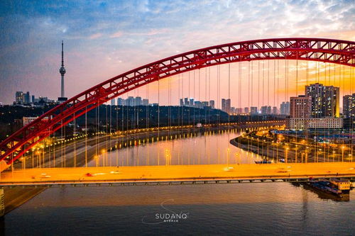 武汉夜景能全国排名第几 仅一座 彩虹桥 ,就美得令人叹为观止