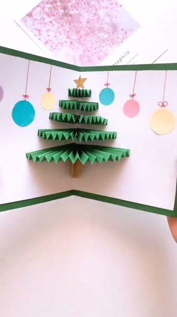 简单可爱的圣诞树立体贺卡 