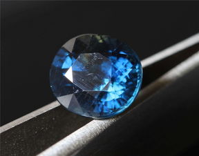世界上最贵蓝宝石,藏在喜马拉雅冰川下, 11克拉重的一颗就值千万