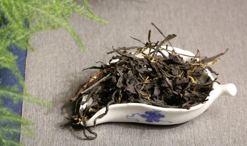 红茶花的养殖方法和注意事项,湖北花红茶制作方法？