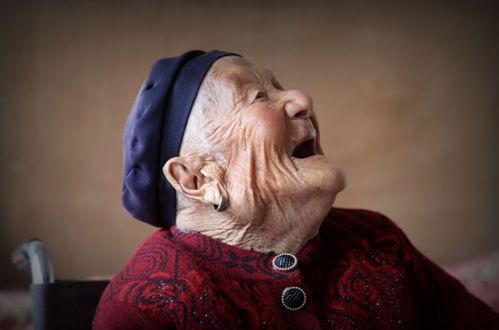97岁阿婆,靠3个 土方法 ,成功摘掉乙肝的 帽子