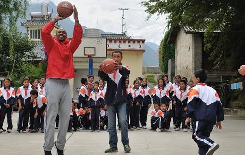 CBA外援是来赚钱的,但马布里活成地道中国人,成为球迷最爱外援