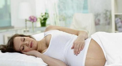 5种常见的孕妈睡姿,其实对胎儿是不友好的,孕妈要及时改正
