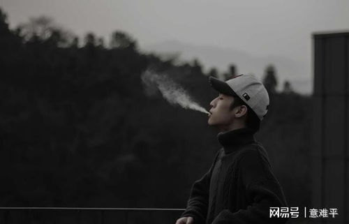 水瓶座 当我矫情的时候,就当我是个疯子吧