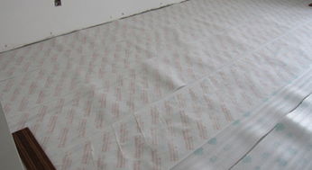 防潮垫，地板3-5厚泡沫塑料衬垫和防潮垫有什么区别