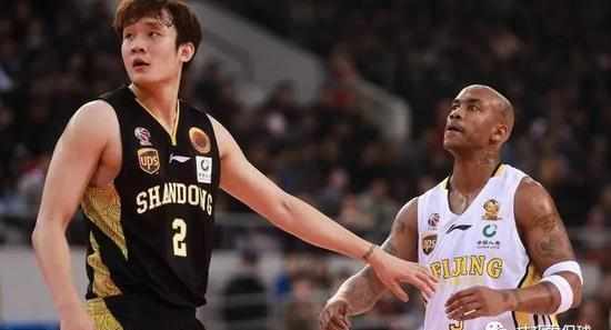 卡戴珊前夫会面CBA,这队刚送走另一位NBA超巨