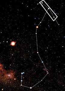 图中圈出的天蝎座的三颗星星名称是什么 心宿二和金星的位置关系能讲下吗 