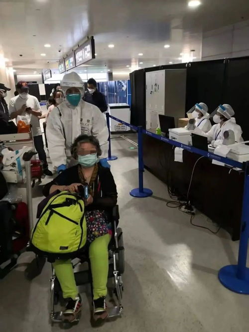 中国游客到了,泰国副总理来接机 省去核酸采样,飞机落地直接回家 ,归国入境也 丝滑 腾讯新闻 