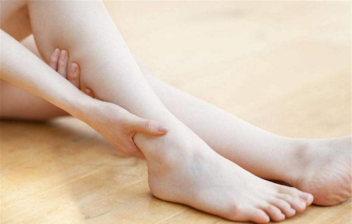 男人腿毛少是身体出现问题吗 专家 其实跟这2个原因有关