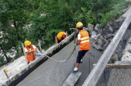 简述公路水毁原因及抢修措施