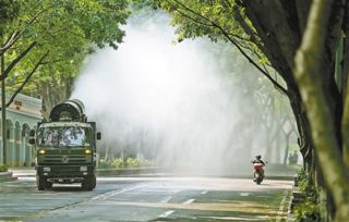 40 连攻重庆惊现 大炮 喷水车 后天强降雨来 退烧