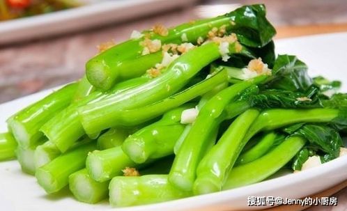 炒青菜,最忌洗了就下锅炒 做好3点,青菜鲜嫩翠绿,像饭店炒的 口感 