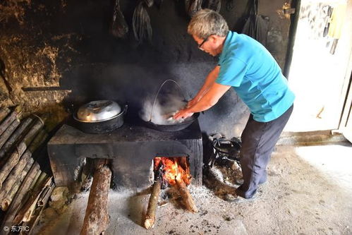 梦见添柴烧火做饭什么意思(梦见烧锅添柴)