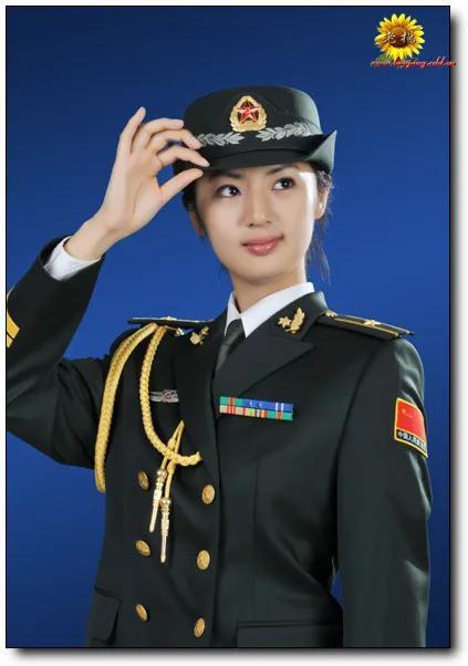 中国女军人图片 