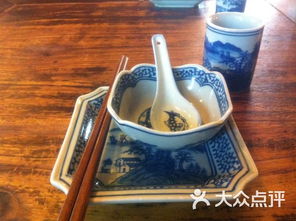 富春江酒店 碗筷杯盘图片 