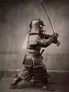 百年前日本武士老照片,盔甲精致,最后一张女武士长相漂亮