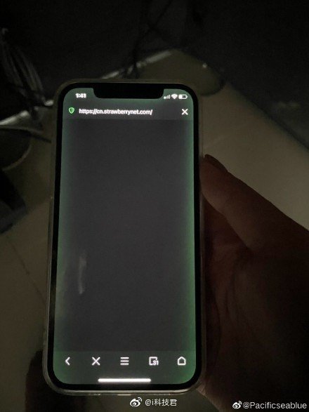 iPhone12系列屏幕发绿什么情况 苹果回应iPhone12系列屏幕发绿