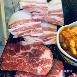 五花肉发黑是什么原因