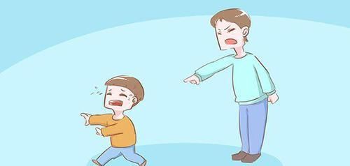 爸爸教育孩子时,宝妈这4种行为没用还伤感情,多数家长不以为意