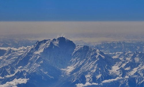 中国的万祖之山,不是黄山也不是华山,还常年有人把守