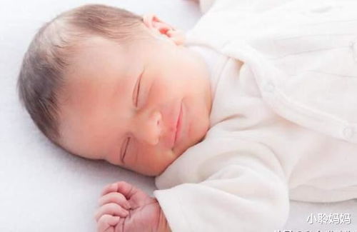 宝宝的 睡姿 暗示孩子的性格 如果是第3种睡姿,家长偷着乐吧