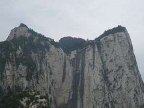 做梦梦见大山是什么意思 周公解梦 