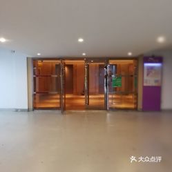 上海哪有免费停车场的酒店,上海龙柏饭店停车免费吗