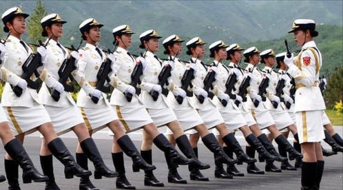 阅兵式上,女兵为什么一定要穿 丝袜 3点原因不仅是为了好看
